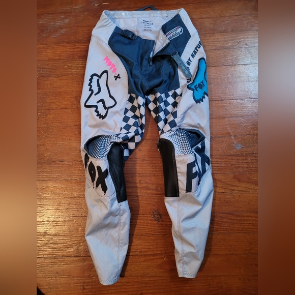 Youth Fox Pants - Picture 3 of 4